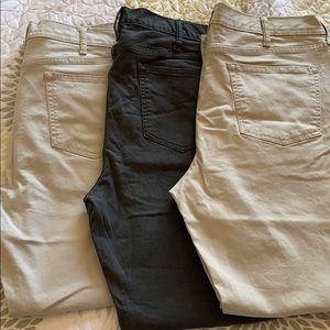 3 Old Navy slim fit jeans